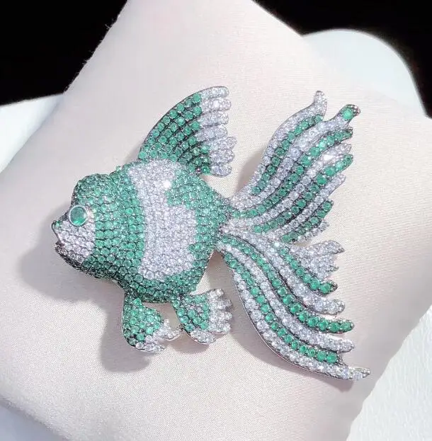 green SHANICE Классическая Брошь с рыбой Шпильки Модные блестящие CZ хрустальные броши для женщин украшения для свадебного наряда нагрудные булавки шарф - Окраска металла: green