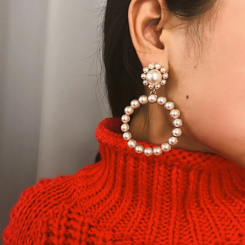 

2020 New Women's Earrings Fashion Crystal Round Pendant Drop Earrings For Women Pearl Charm Statement Jewelry Wedding Earrings