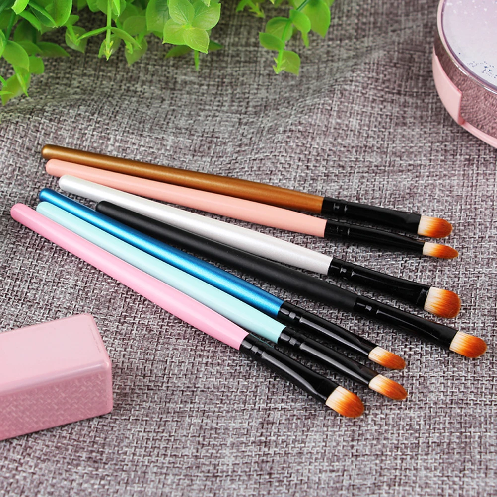 

1 pc Multicolor Portable Eye Makeup Brush Beginner Eye Shadow Brush Small Size Girl's Smudge Cosmetic Brush Beauty Tool