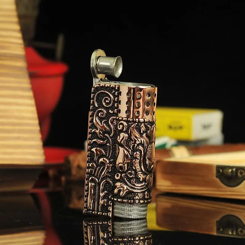

Retro Brass Grinding Wheel Flint Kerosene Lighter Windproof Grinding Wheel Classic Cigarette Lighter Men's Gift
