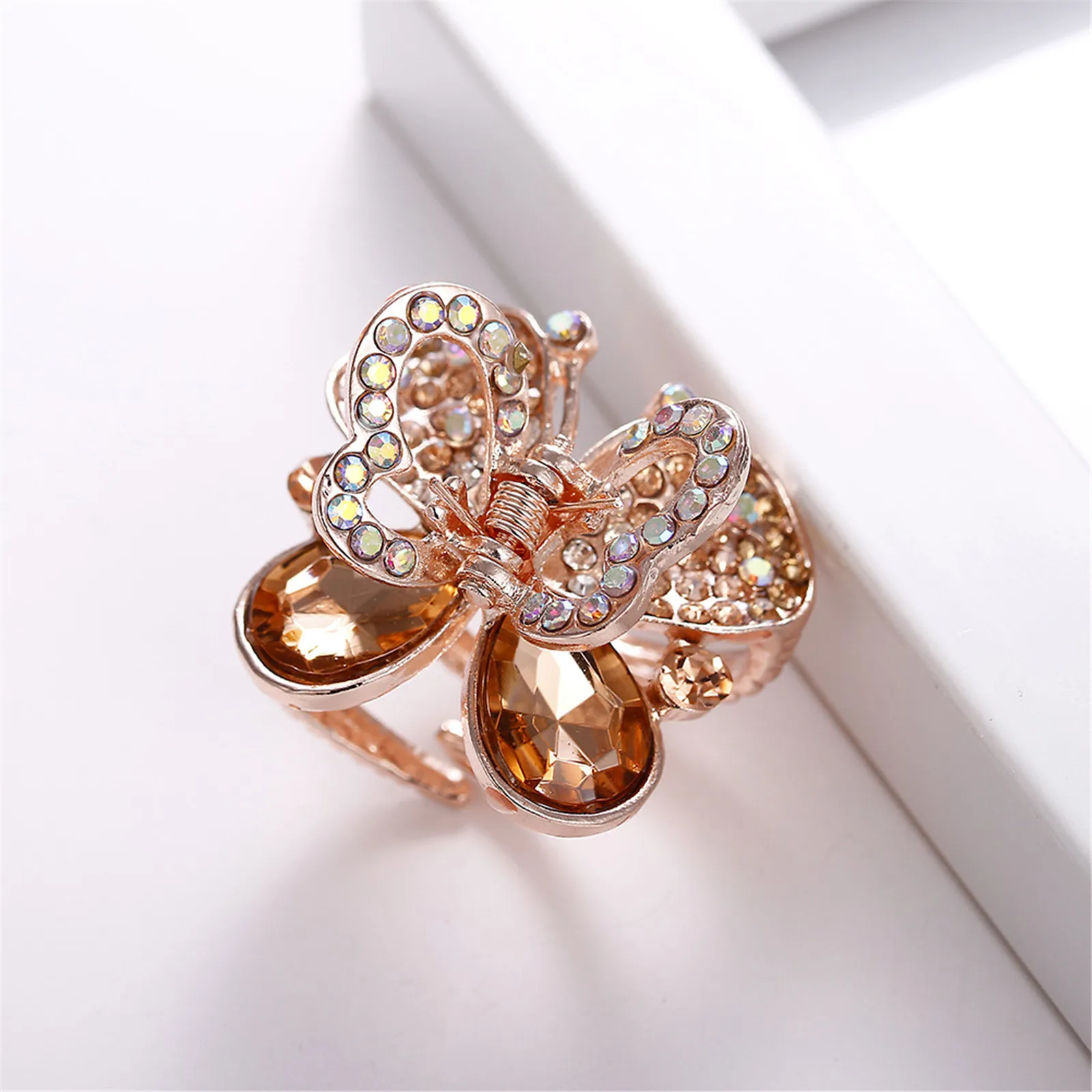 Заколка для волос с редкими кристаллами Бабочка бант металлическая стразы