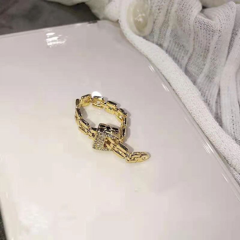 

2021 Fashion New High-End Adjustable Ring Fashion Cold Wind High-End Design Ladies All-Match Romantic Luxury Jewelry Gift