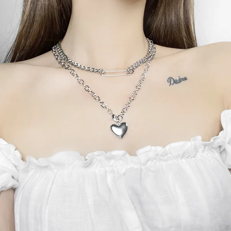

U-Magical Hiphop Double-Layer Metallic Love Heart Pendant Necklace for Women Chunky Chain Paperclip Chokers Necklaces Jewelry