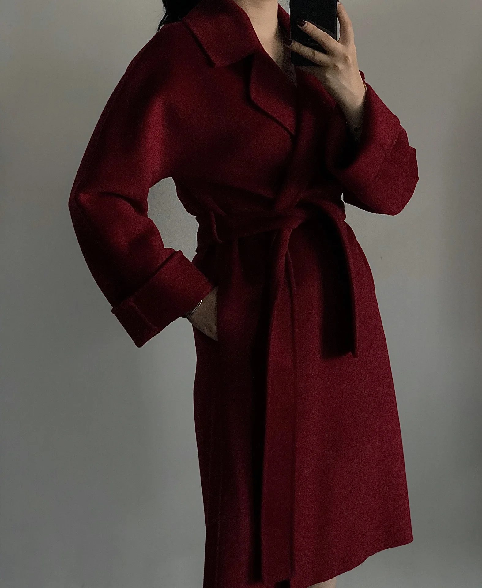 Женское двубортное кашемировое пальто красное твидовое средней длины в