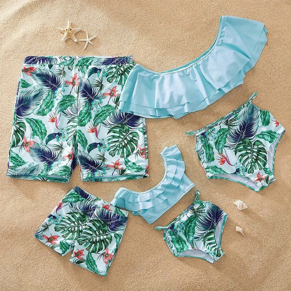 

Family Matching Swimwear Men Boy Mother Daughter Bikini Swimsuits Father Son Swim Shorts Mommy Dad and Me Beachwear Clothes