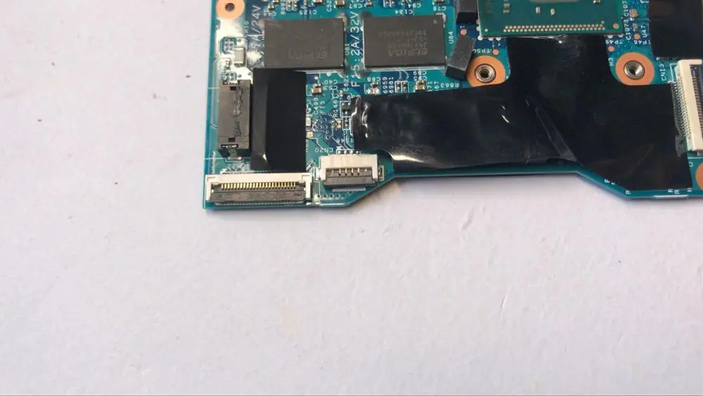 

KEFU11246-2 LGS-1 MB 48.4RQ 21,21 Lenovo Thinkpad X1 2013 I5 3317U 4 100%