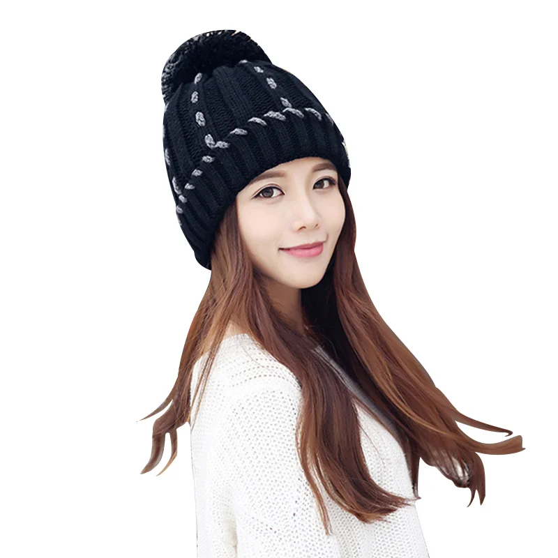 Женская Шапка бини с пентаграммой ИМИТИРОВАННАЯ норковая помпон Вязаная