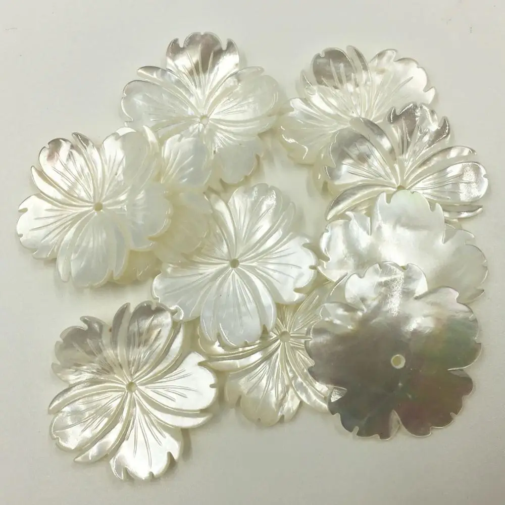 

10pcs Wholesale Jewelry 28mm Beautiful White Mother of pearl Shell Art Flower women Pendant Bead C8321