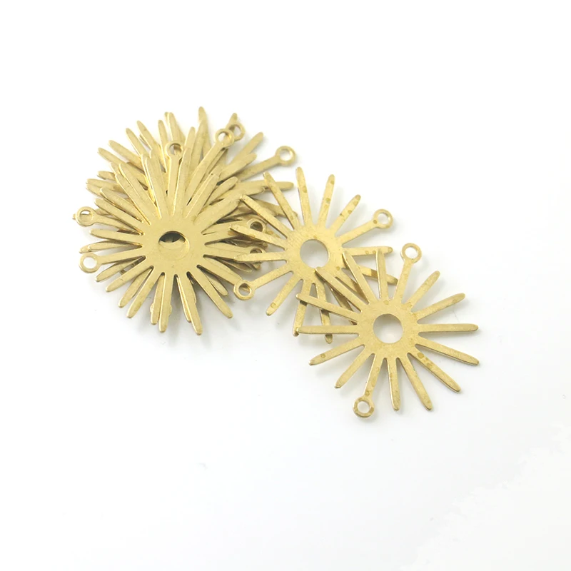 

Double hanging hollow sun flower pendant, popular earrings, necklaces, beaded pendants, diy handmade jewelry accessories