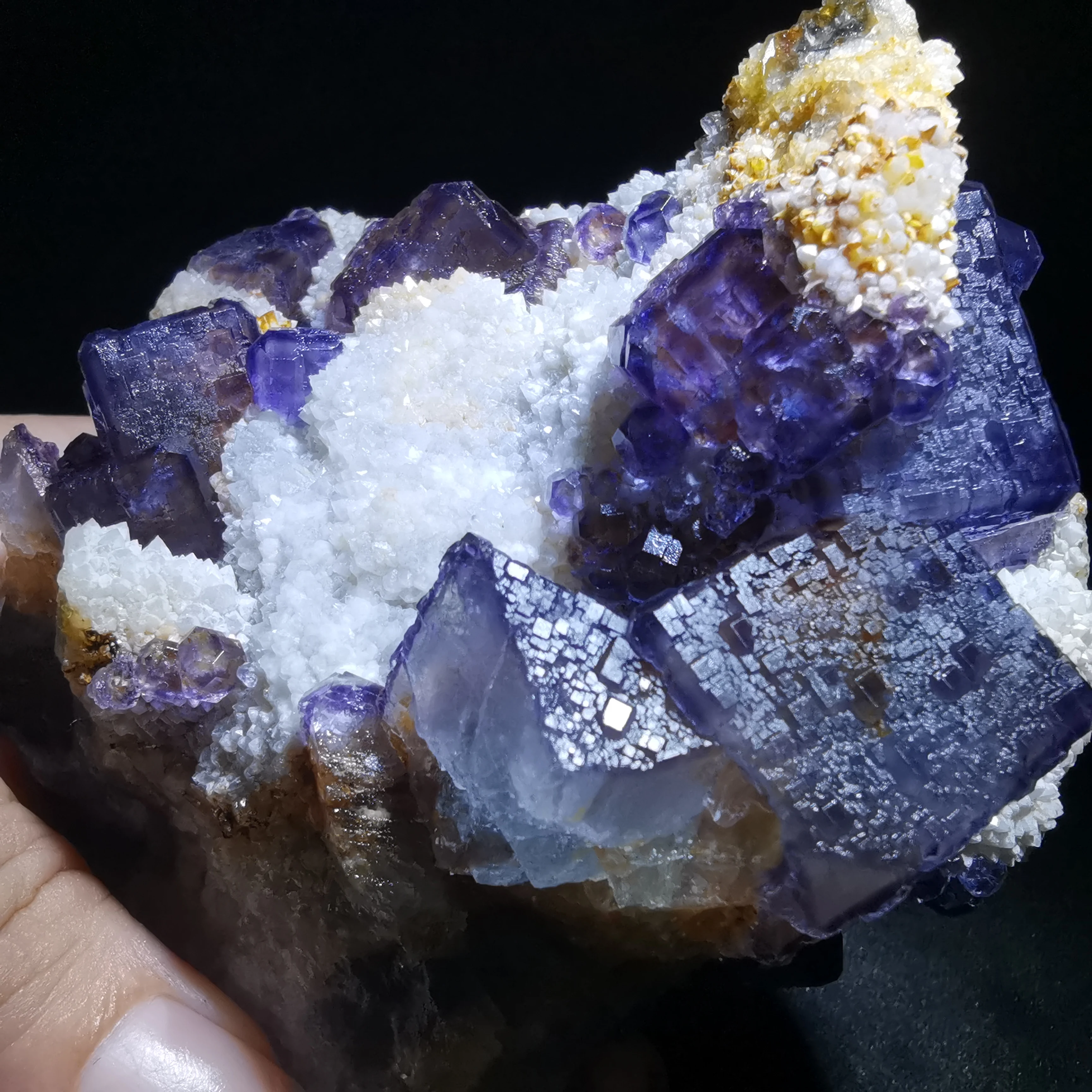 

431.3gNatural blue-green fluorite and quartz mineral specimen healing energy geology teaching collection home decoration ornamen