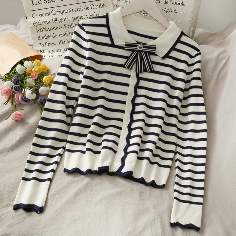 

Korean Fashion Knitted Cardigan Sweaters Women 2021 New Autumn Casual Striped Waves Single-breasted Cardigan Tops