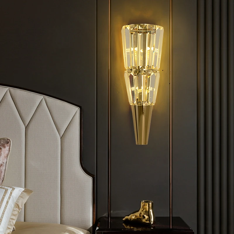 

Современный простой свет роскошный светодиодный настенный светильник кристалл творческая личность гостиная спальня прикроватный Светиль...
