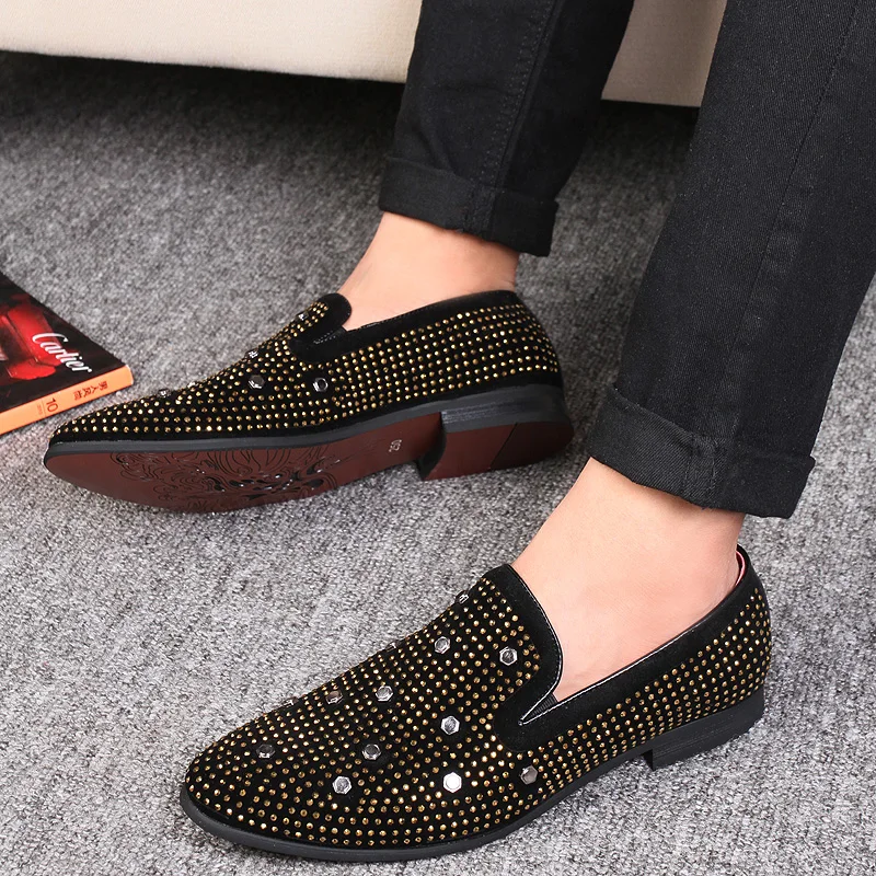 QUAOAR Fashion Men dress shoes rivet Rhinestone Black Party Wedding Shoes Pointed toe flats Driving Loafers men | Обувь