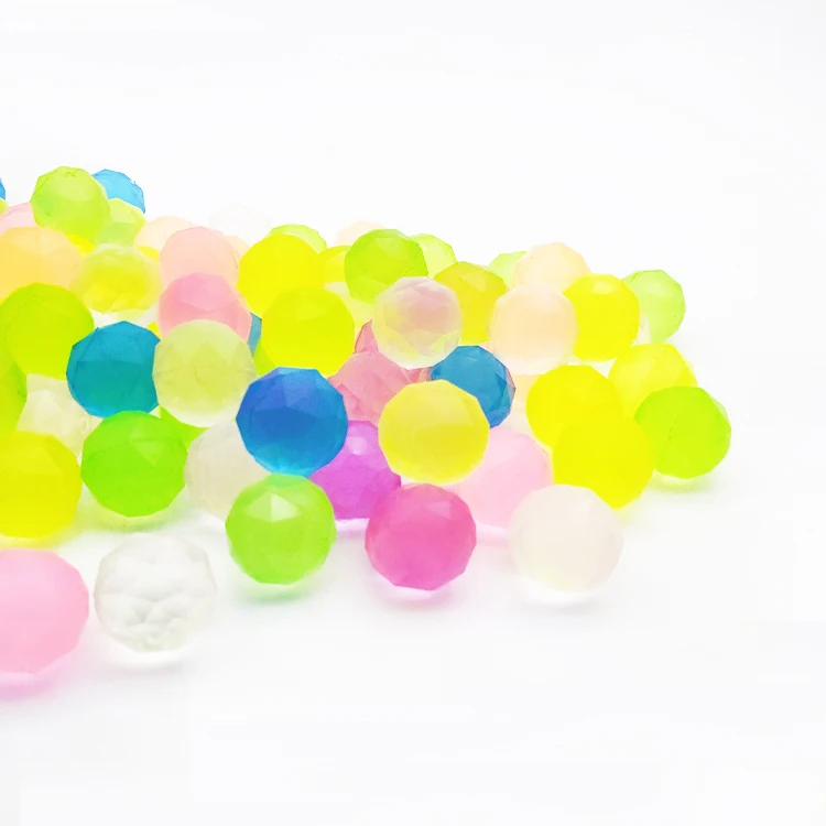 Горячая Распродажа ромбовидной формы забавные Игрушечные Мячи цветное