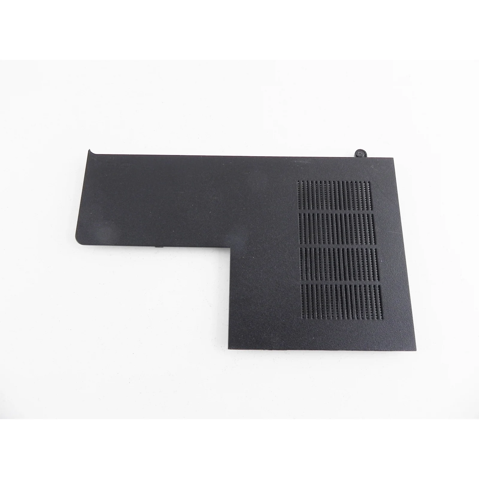 HP 2000 2000-2d52sr крышка отсека оперативной памяти и WiFi 1510B1309601 | Компьютеры офис