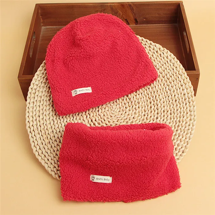 plush red Детский осенний бархатный шарф, комплект из двух предметов, изготовлено из зимняя обувь с плюшевой подкладкой шапки бини Шапки Набор шарфов одежды из хлопка, с принтом и воротником, шапки, шарфы, комплект - Цвет: plush red