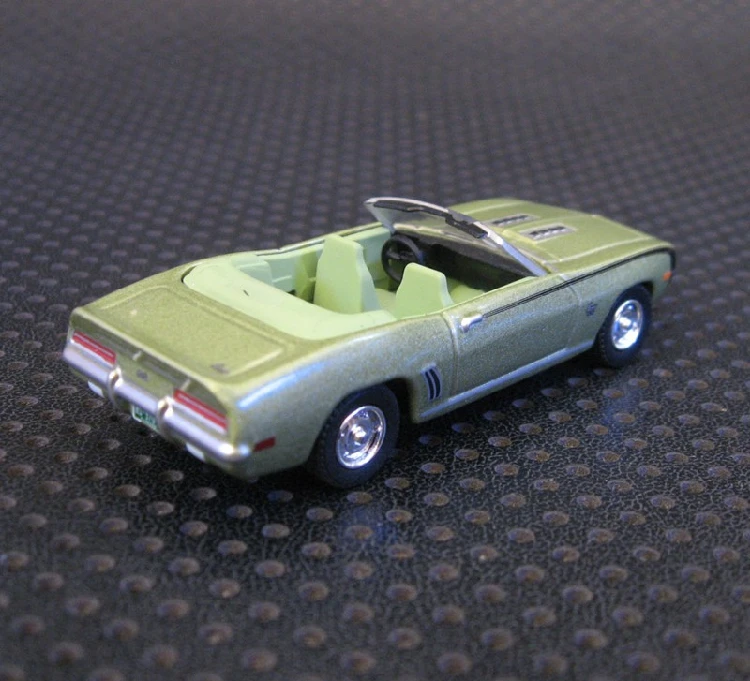 Зеленый светильник 1:64 1969 Chevro let Camaro SS boutique автомобильные игрушки из сплава для