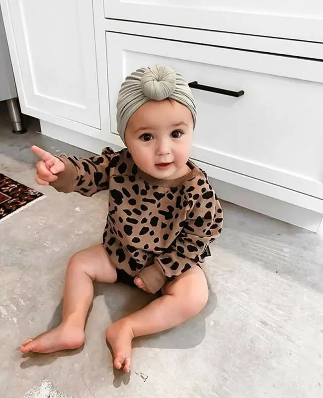 Повседневная футболка с круглым вырезом и длинными рукавами для маленьких