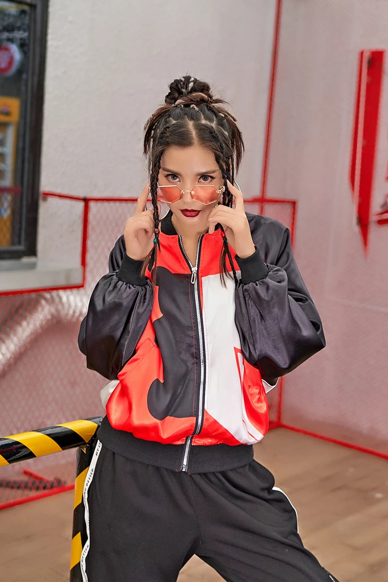 

Women's Spring and Autumn Harajuku Short Coat Hip Hop Zip Jacket New Love Bear Baseball Wear Bat Sleeve Cardigan