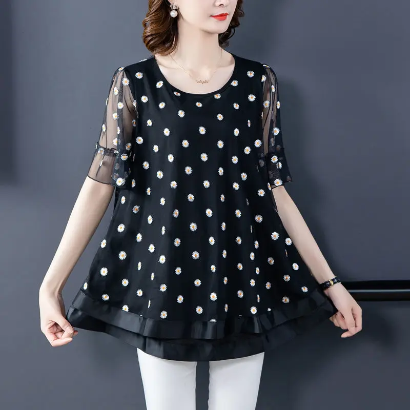 

Oversized Women's Summer Short-sleeved T-shirts Middle Age Mom's Loose Bottoming Shirts Knitted Pullovers Tops 5XL