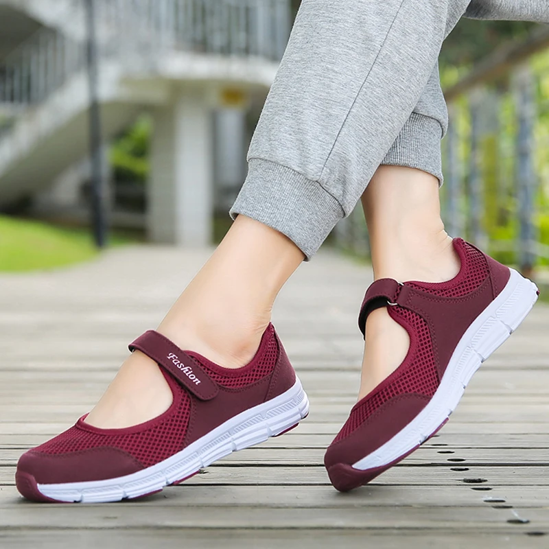 

Women Shoes Breathable Mesh Vulcanize Shoes For Summer Women Casual Shoes Super Light Women Sneakers 2021 Flat Tenis