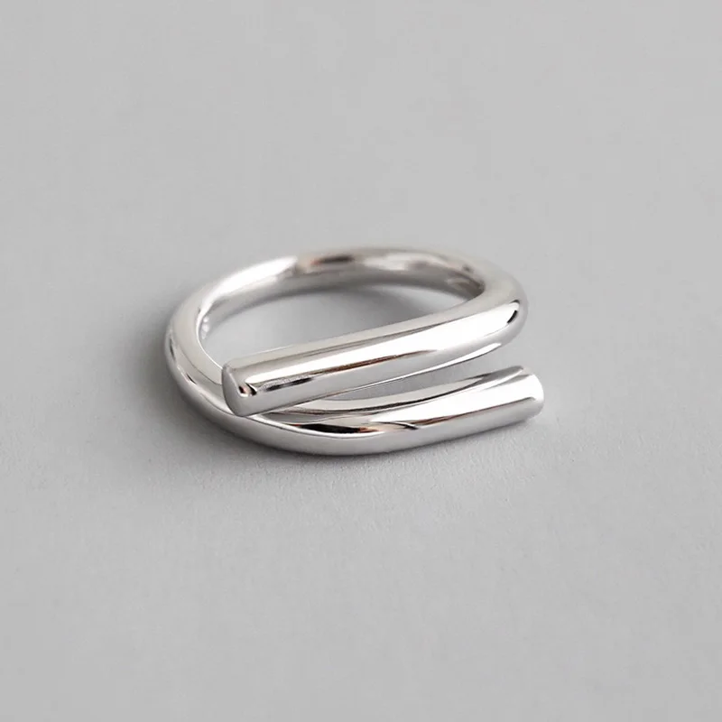 

100% искусственное серебряное креативное Открытое кольцо, модное гладкое простое геометрическое переплетение неправильной стороны для женщин, изящные подарки, ювелирные изделия