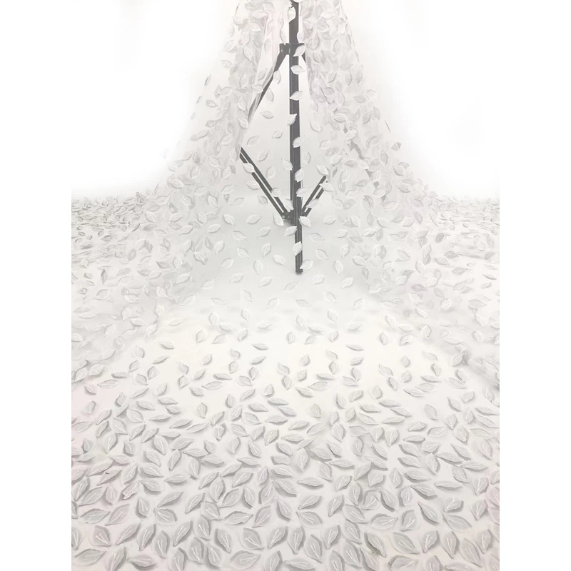 Кружевная ткань 2020 высокого качества из полиэстера с вышивкой листьев, спокойная и элегантная для праздничных платьев.