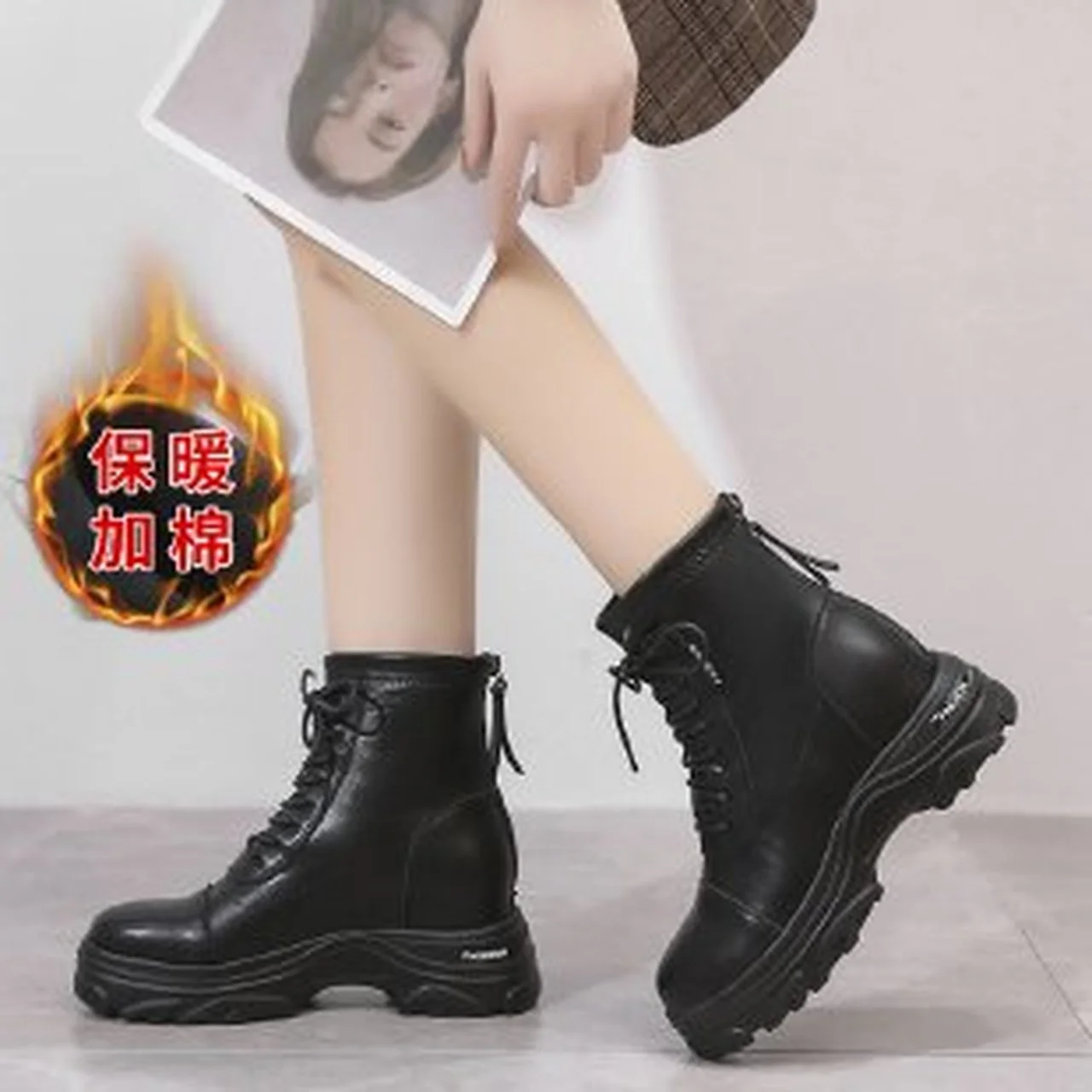 

Кожаные короткие ботинки 2021, женские мотоциклетные Черные ботильоны в стиле панк, зимние теплые ботинки на платформе и каблуке