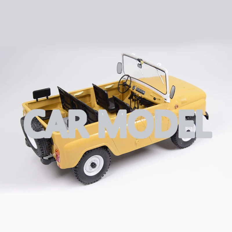 1:18 Масштаб сплава игрушечных транспортных средств Советского Союза UAZ-469 модель автомобиля SUV детских игрушечных автомобилей Аутентичные детские игрушки