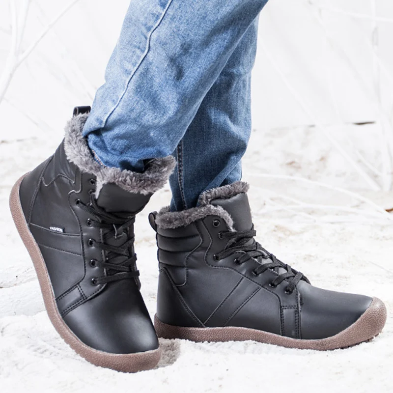 Мужские ботинки из натуральной кожи на резиновой подошве до щиколотки с мехом