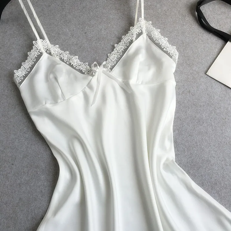 Ночная рубашка Женская атласная мягкая удобная ночная мини с кружевом пикантная