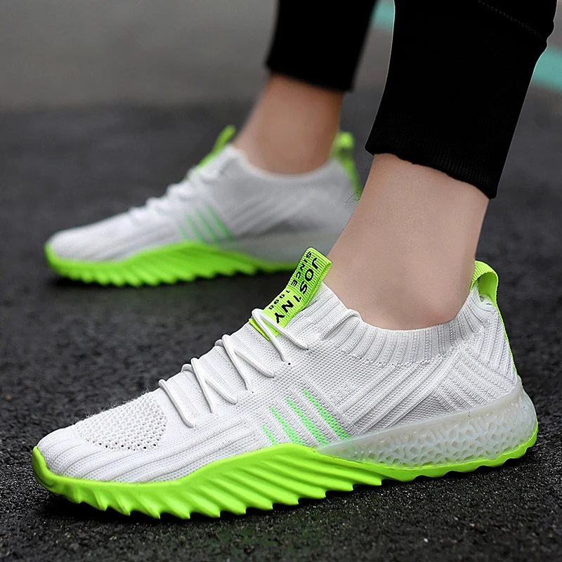 

2020 Brand Running Shoes Men Socks Sneakers Sport Athletic Breathable Mesh Trainers Comfortable Lightweight Lace-up Couple Shoes