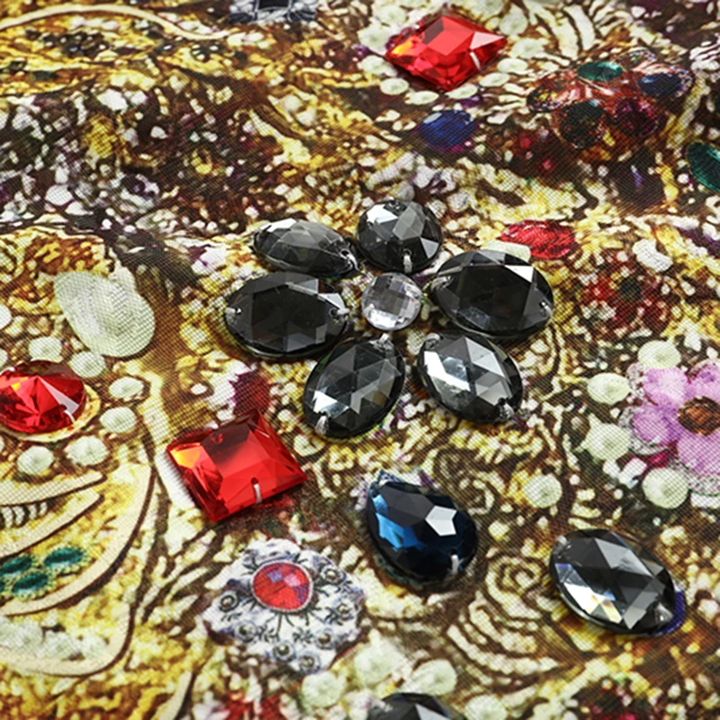 

VERDEJULIAY Luxury Diamonds Beading Dresses A-Line 2020 Summer Holiday Style Sleeveless Runway Design Royal Print Mini Dress