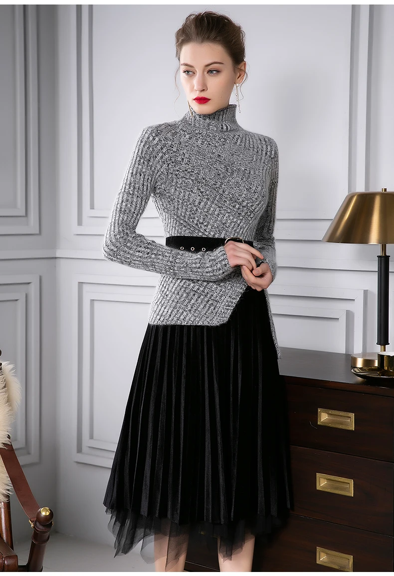 С поясом! Женский трикотажный костюм с юбкой и воротником-стойкой длинный