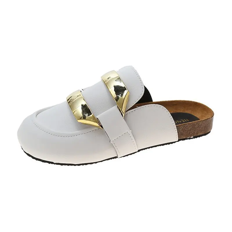 

Flat Shoes Female Ladies' Slippers Rivet Cover Toe Slipers Women Low Luxury Slides Big Size 2021 Summer Designer Basic Hoof Heel
