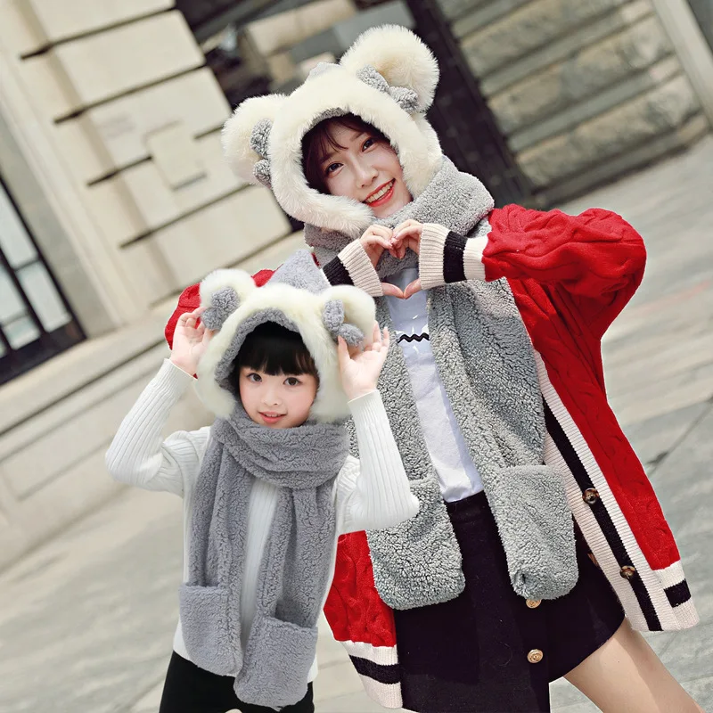 Gray 2PCS Модная шапка для животного с капюшоном из искусственного меха, с бантом, с ушками, с карманами для рук, для женщин, 3 в 1, теплая плюшевая шапка с шарфом, перчатки для мамы и ребенка - Цвет: Gray 2PCS