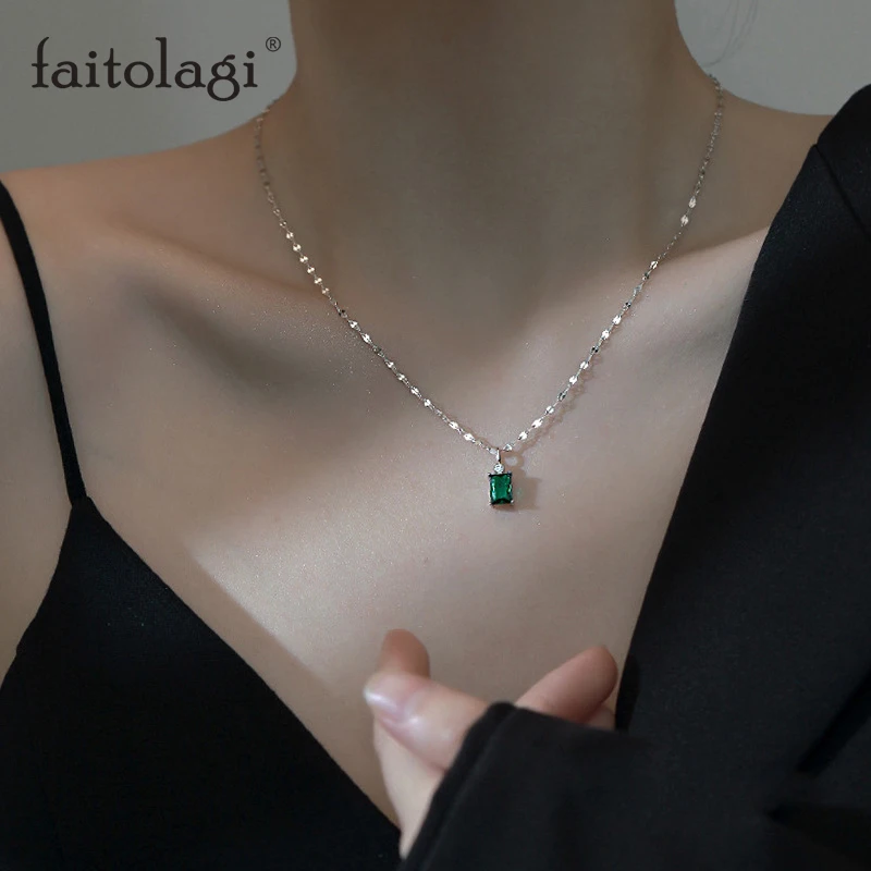 

Franch Small Square Diamond Pendant Necklace Jewelry With Emera Crystal Collar Gold Plating Clavicle Chain Necklace Women Gift