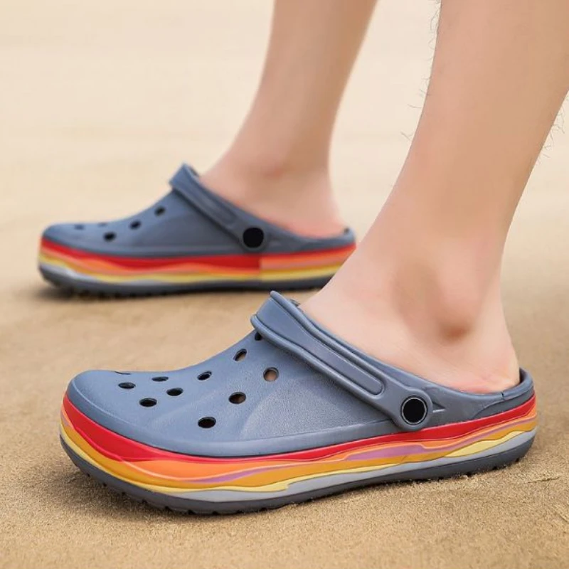 

2021 Summer New Men's and Women's Sandals Lovers' Non Slip Soft Bottomed Hole Seaside Holiday Thick Bottomed Beach Shoes 4kd120