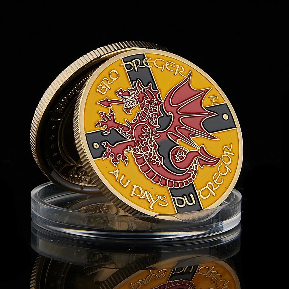 Коллекционная позолоченная монета с изображением французского бретана Au pay Ou Dregor