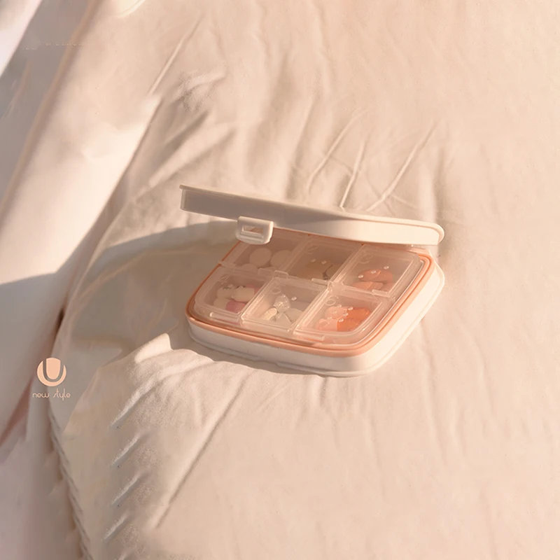 

Compartment Weekly Medicine Tablet Dispenser Splitters 7-day Pill Box 1PCS Pill Case Storage Box Diabetic Pill Box 4/6 Grid