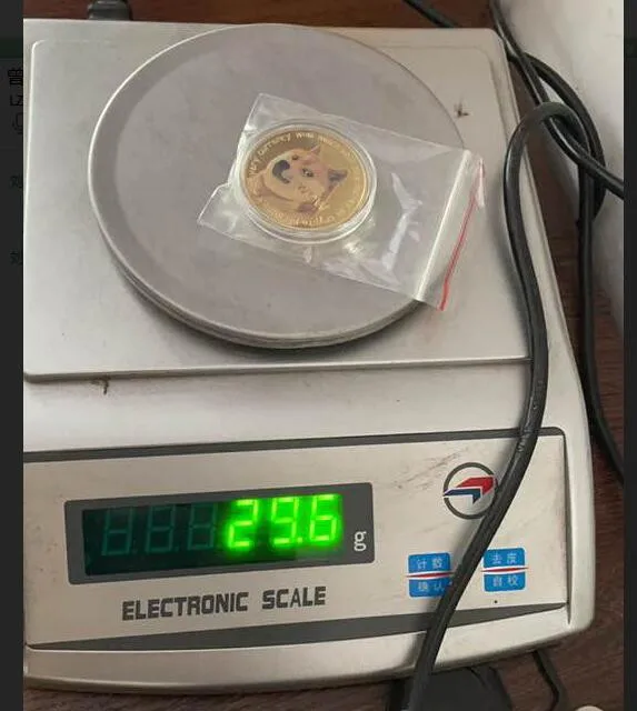 

Dogecoin Commemorative Coin Plated Doge Coin 2021 Limited Edition Collectible