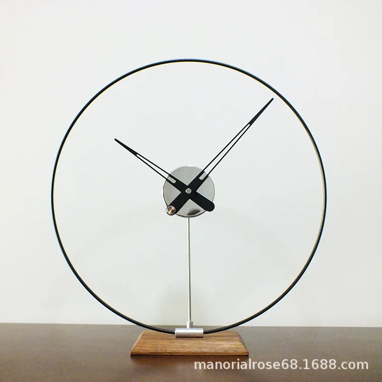 Современные и простые черные стрелки из ореха латунные бесшумные настольные