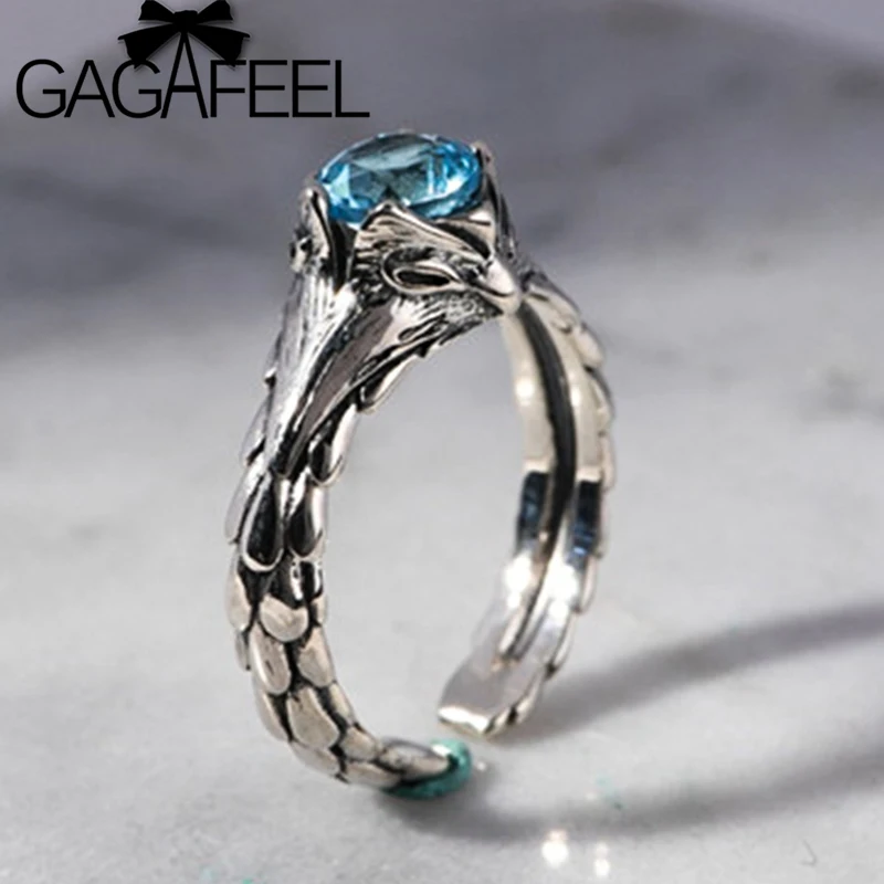 

Кольцо женское из серебра 925 пробы с топазом, регулируемое