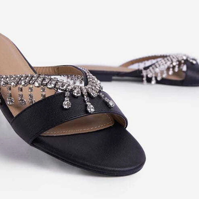 

Women Slippers Rhinestone Summer Shoes Ladies Casual Sandals Woman Comfort Flats Fashion Female Slides Beach Footwear Flip Flop