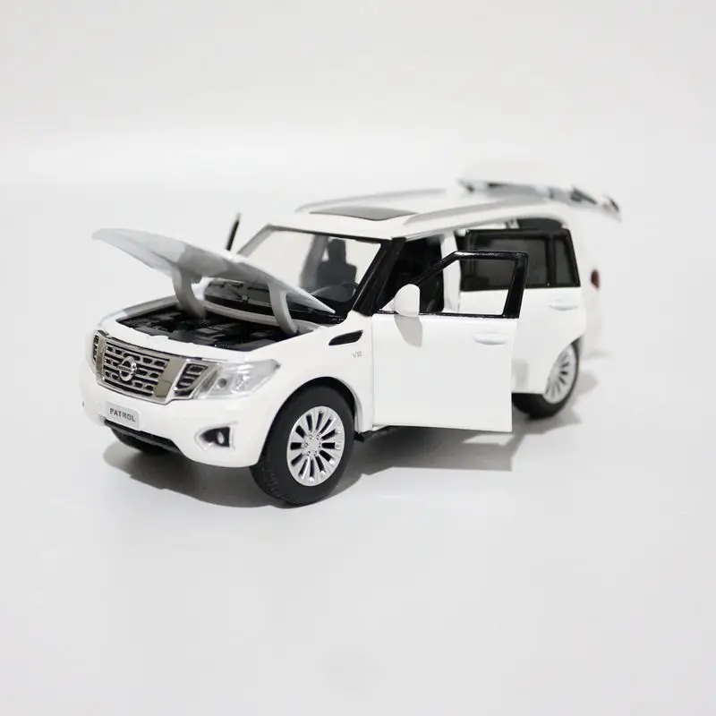 Масштаб 1:32 внедорожник Nissan Patrol Y62 Джек литая модель автомобиля открываемые двери