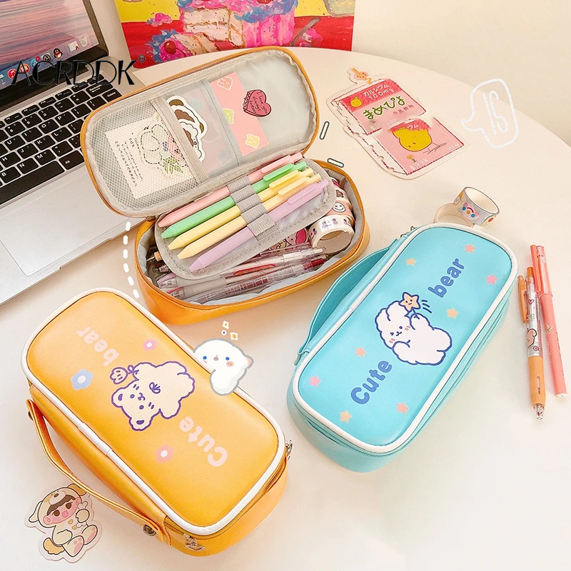 

Чехол для карандаша из ПУ кожи с ручкой и слотом, вместительный органайзер для ручек и кистей для макияжа для офиса, 22,5*11*6 см, застежка-молния...