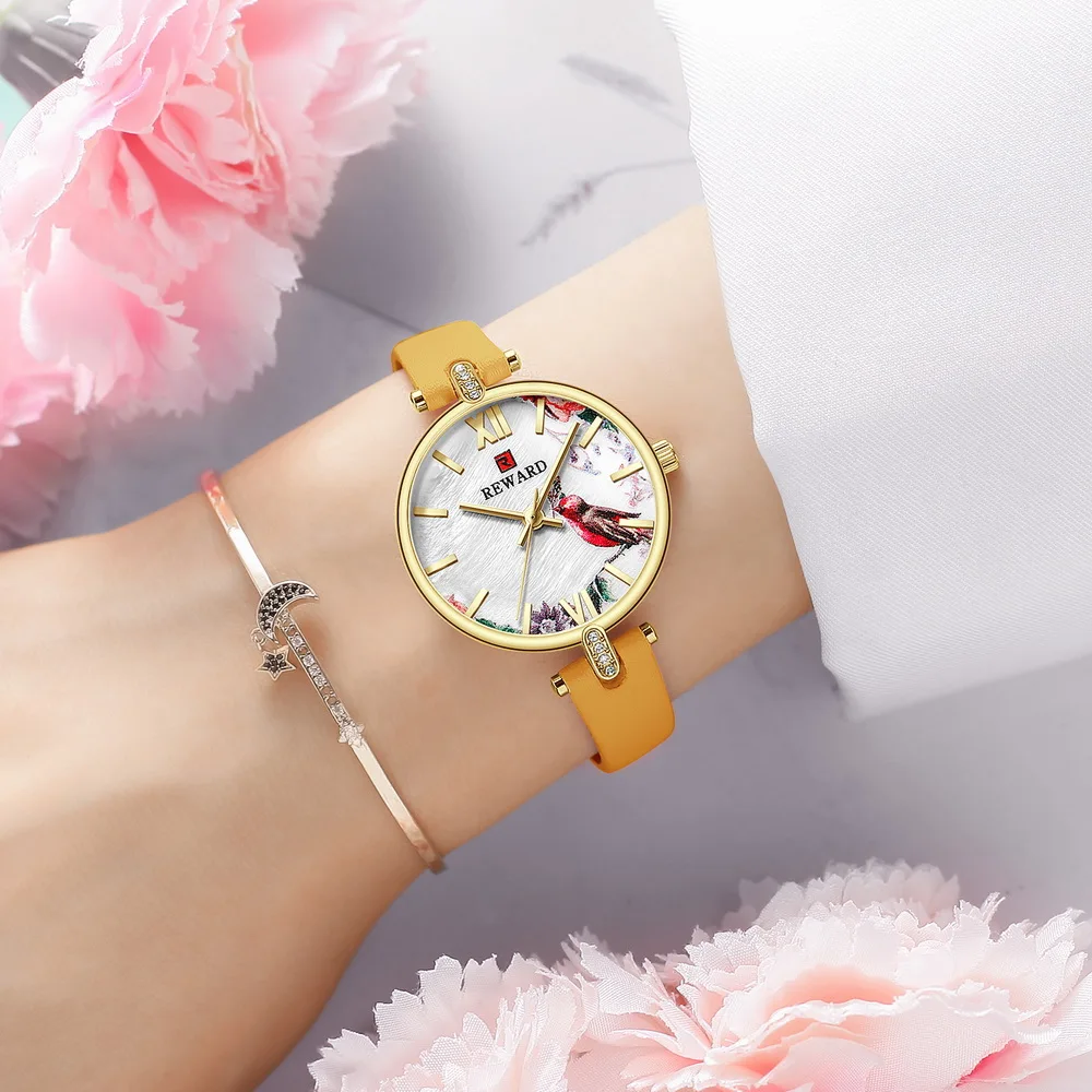 Часы наручные Relogios женские кварцевые водонепроницаемые с ремешком из