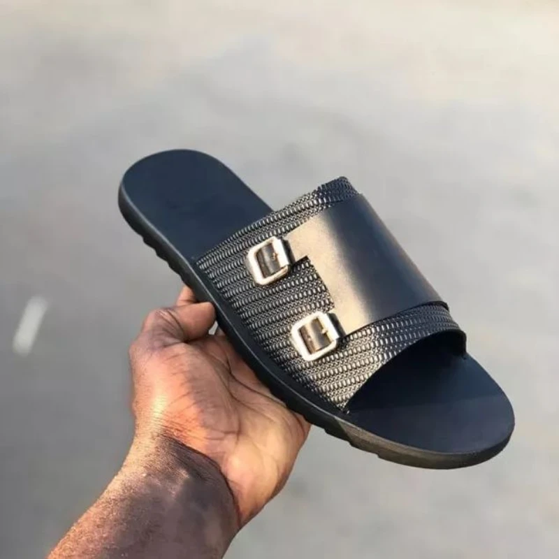 

2021 New Men's Shoes Fashion Trend Pure Color PU Classic Double Velcro Open Toe Flat Heel Comfortable Summer Sandals ZQ0343