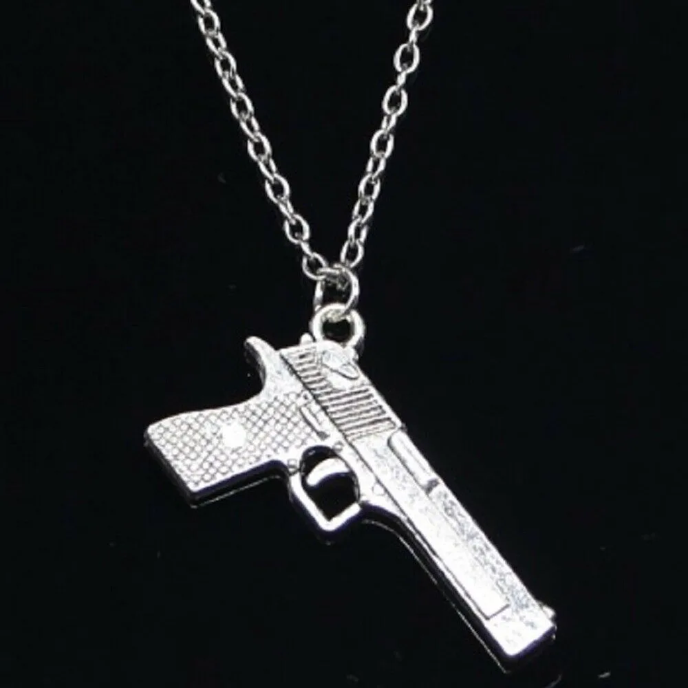 Ожерелье с подвеской в виде серебряного коричневого пистолета