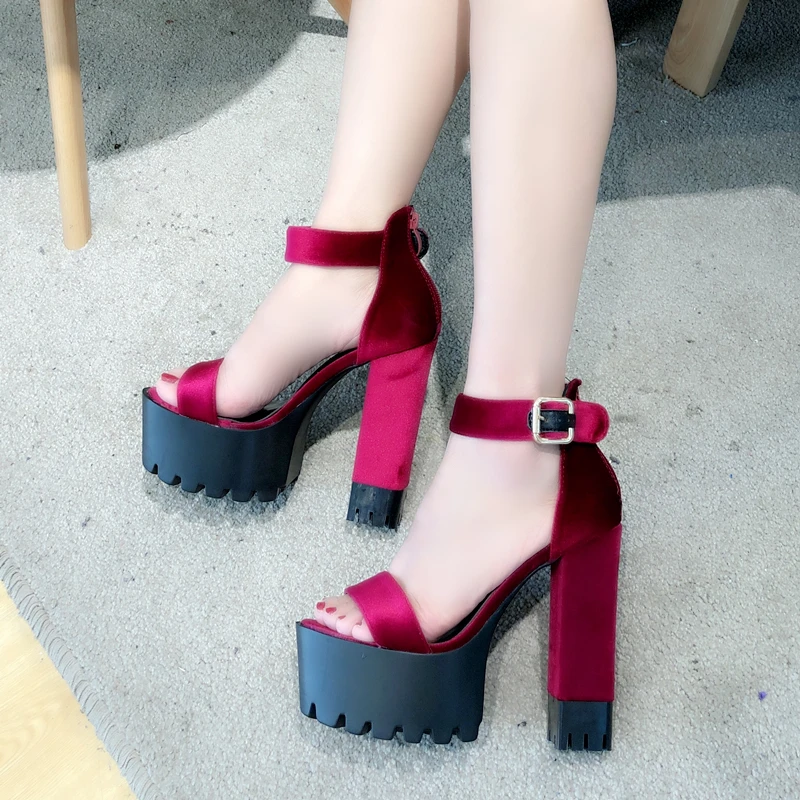 Босоножки женские кожаные на высоком каблуке 15 см телесного цвета лето 2020 | Обувь